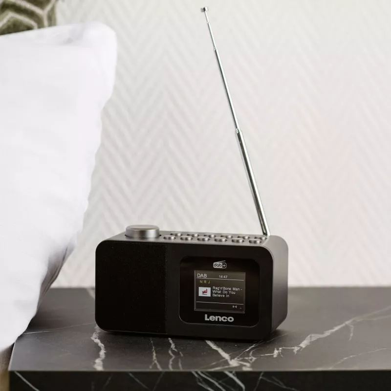 Lenco CR-625BK DAB+/FM-wekkerradio met Bluetooth en draadloos opladen, zwart