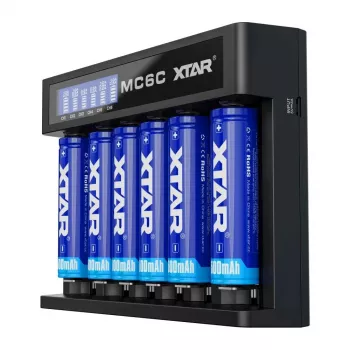 XTAR MC6C oplader multi-slot intelligente oplader voor cilindrische Li-Ion-cellen, 6 vakken, ondersteunt 18650/21700/AA, 5V-ingang, zwart