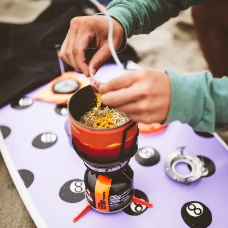 Draagbare grillkoker Jetboil MiniMo – compacte lichte campingkoker met geïntegreerde Fluxring-brander en sudderregeling