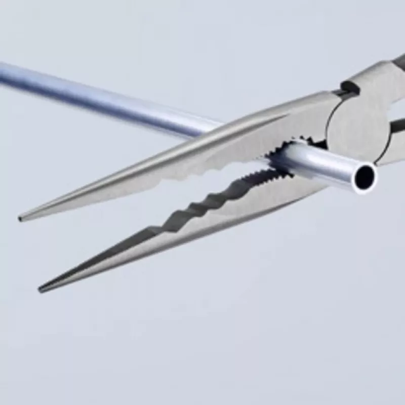 KNIPEX lange punttang met dwarsprofielen