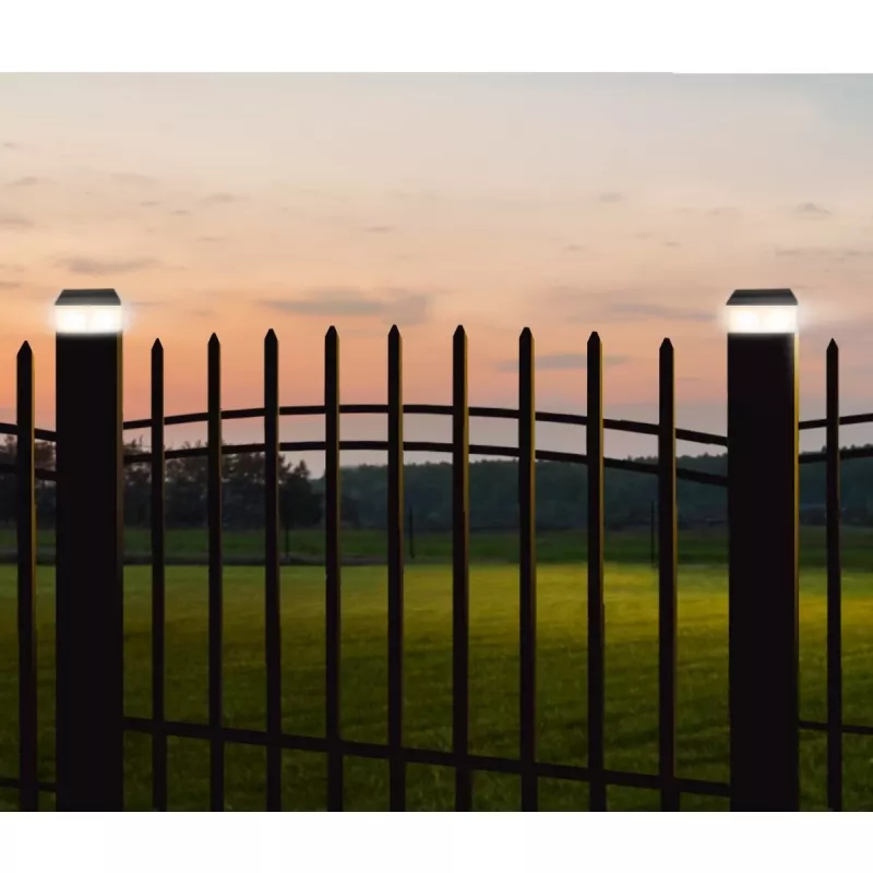 GB128 LED-solarlamp voor hekpalen en tuin, zwart - groen blauw