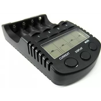 AA/AAA C3 lader met LCD