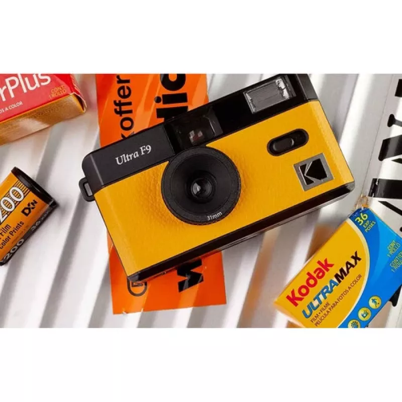 Compacte filmcamera Kodak F9 135 mm ISO 200-400 zwart geel
