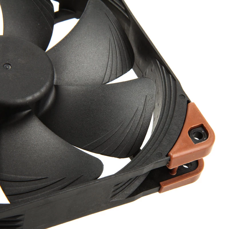 Noctua NF-A14 industrialPPC-2000 IP67 PWM 140mm behuizingsventilator