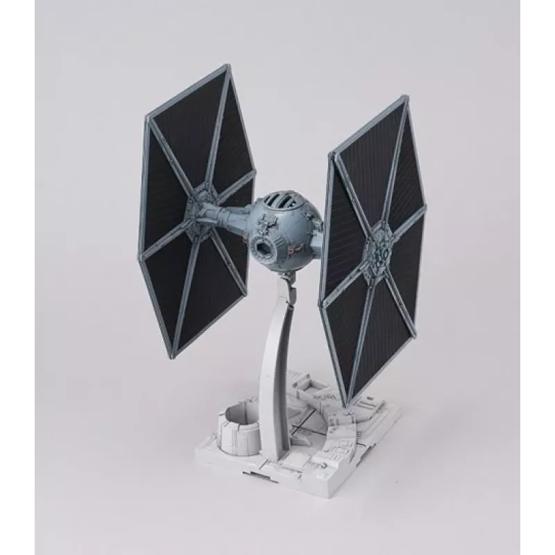Shuttle-model Bandai TIE Fighter 1:72