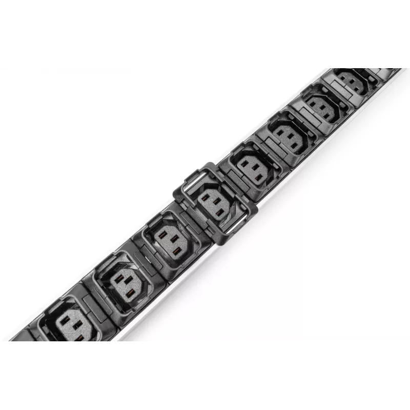 Digitus Basic IT PDU 1-fase 16A 24 x C13 3 x C19 3m kabel
