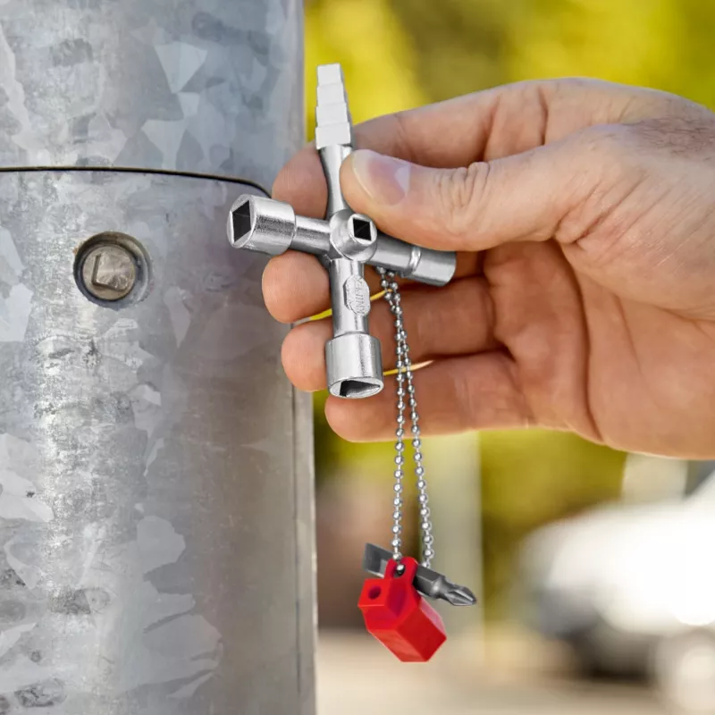 Knipex 00 11 04 universele sleutel voor schakelkasten