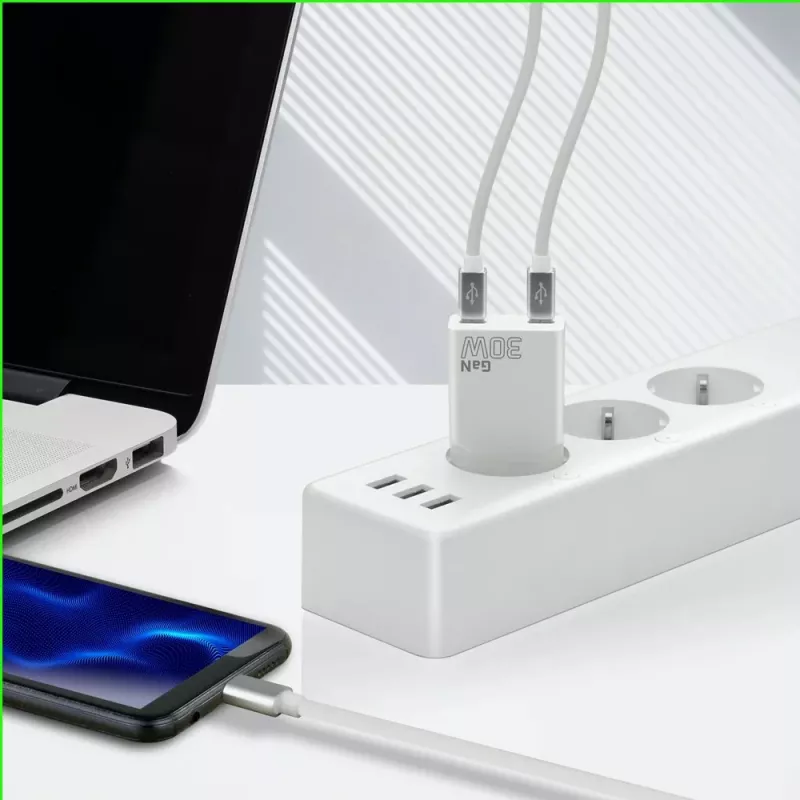 Voeding everActive SC-385Q super slank QC 4 Fast Charging — USB-snellader, compact ontwerp