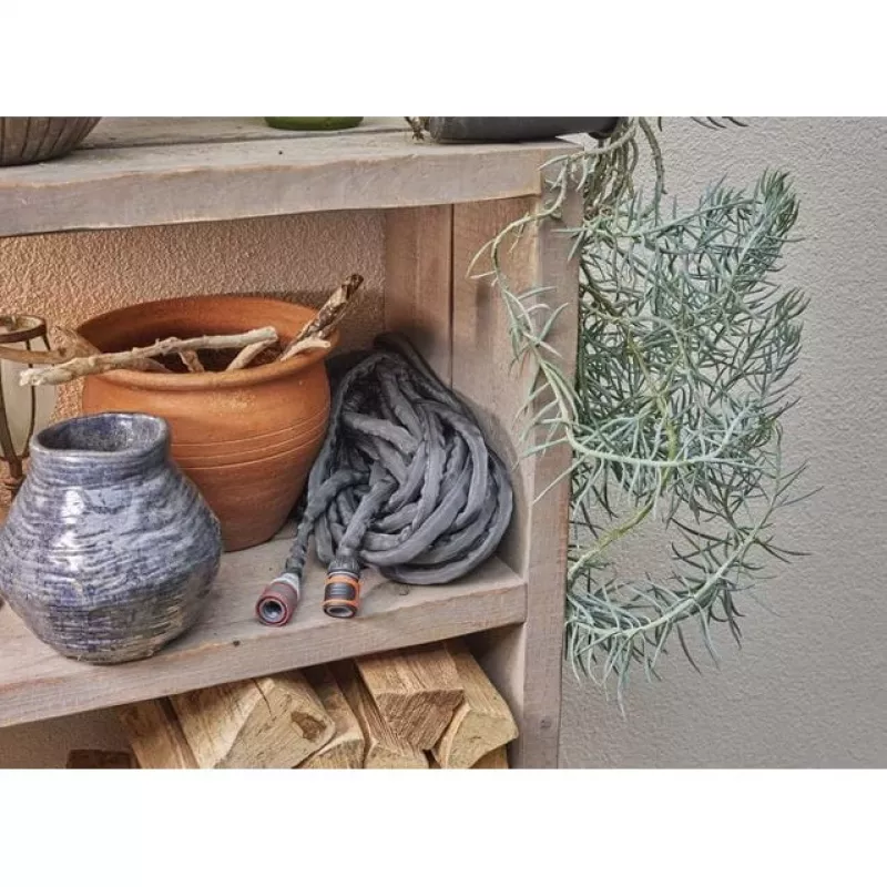 Gardena Liano tuinslang 25 m PVC zwart grijs bovengronds