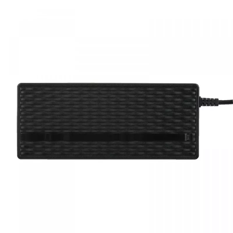 Akyga AK-EV-12 oplader voor 36V-li-ion-accu's (e-bike / scooter), 42 V / 2 A, 84 W, 5,5 x 2,1 mm