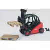 Heftruck Bruder Linde H30D met 2 pallets