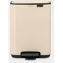 Pedaalemmer BRABANTIA Bo 4L — 4 liter roestvrijstalen pedaalemmer, zacht beige
