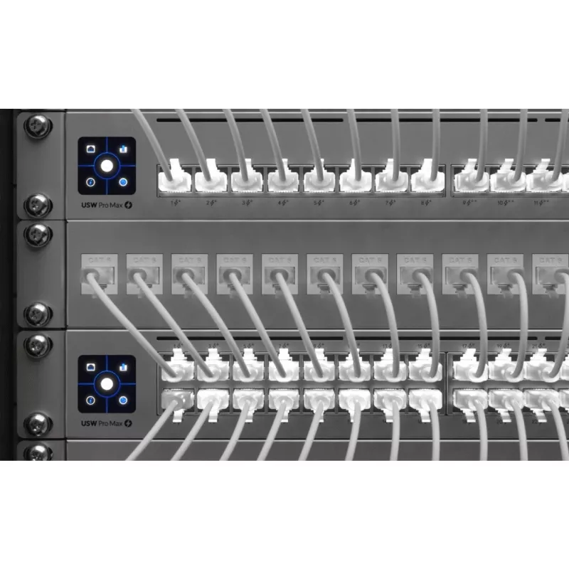 Netwerk-patchkabel UBIQUITI UACC-Cable-Patch-EL Cat6 RJ-45 2.5GbE PoE++ 0,15 m doorschijnend wit (24 stuks)