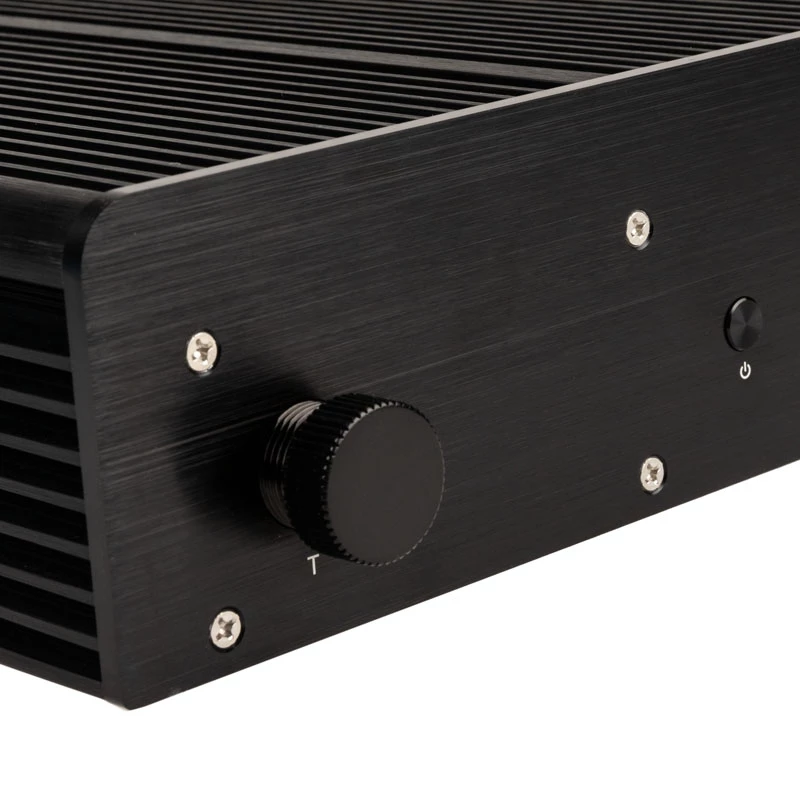 Server Akasa Pascal TN rack zwart