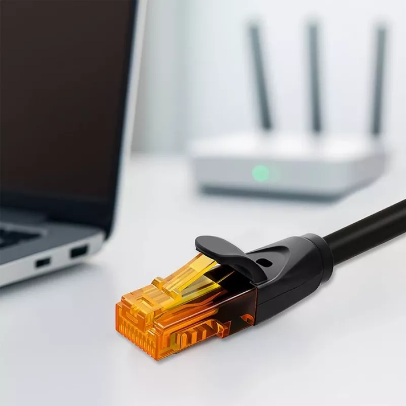 Ethernet-patchkabel QOLTEC CAT6, 2×RJ45, 20 m, zwart