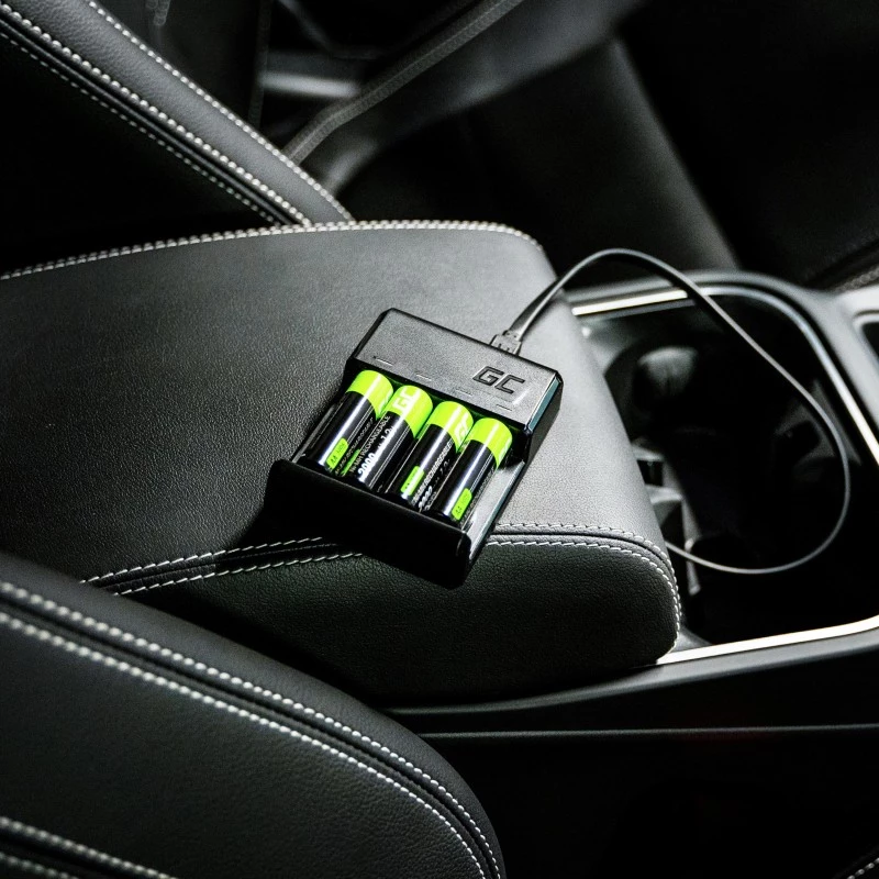Lader Green Cell GC VitalCharger met 4× AA 2000mAh NiMH-accu's