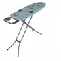 Volformaat strijkplank Vileda 4023103218932 — groot oppervlak, roestvrijstalen poten, strijkvlak 1200×380 mm, hoogte 75–96 cm, opvouwbaar, strijkijzerhouder