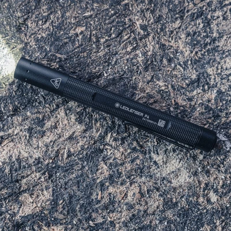 Ledlenser P4 LED-penzaklamp, zwart
