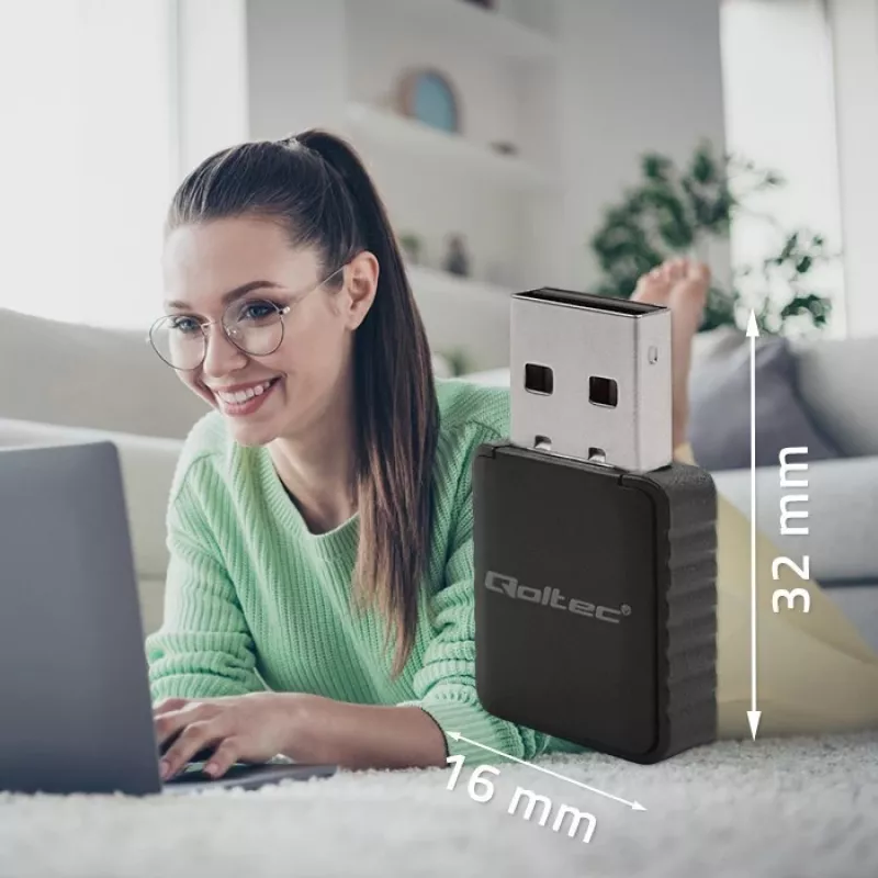 Draadloze USB-adapter QOLTEC 56988 dual-band 1300Mbps USB 3.0