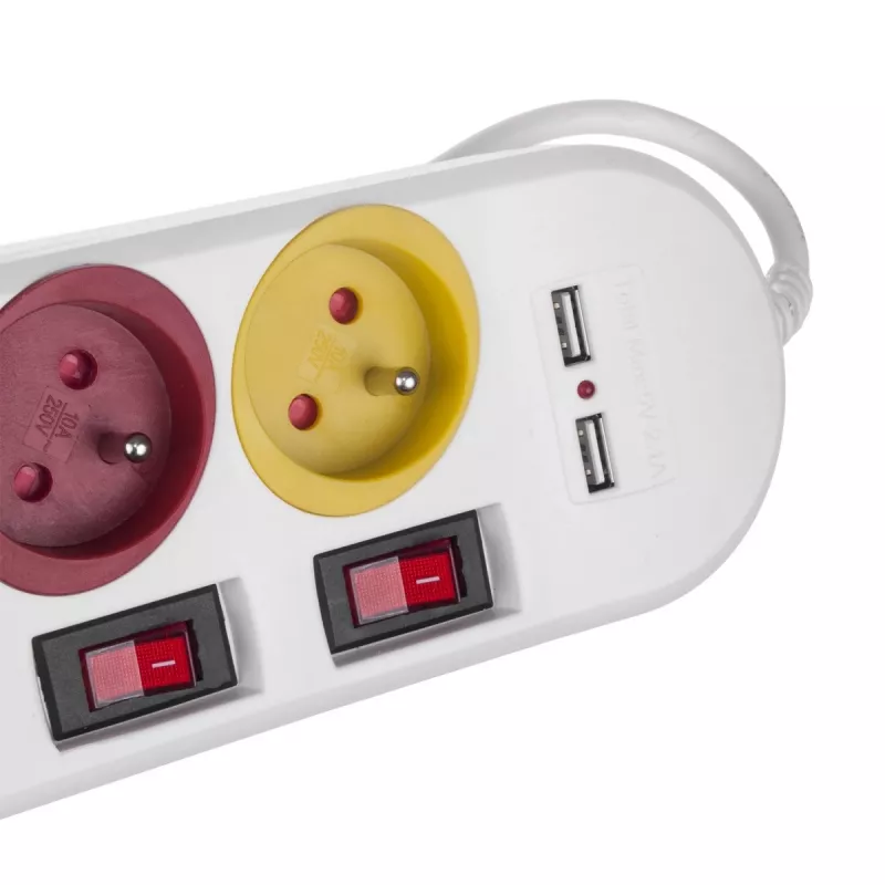 Stekkerdoos MACLEAN MCE229W — 4 stopcontacten, 2× USB, 1,5 m kabel, type F, 10 A, wit