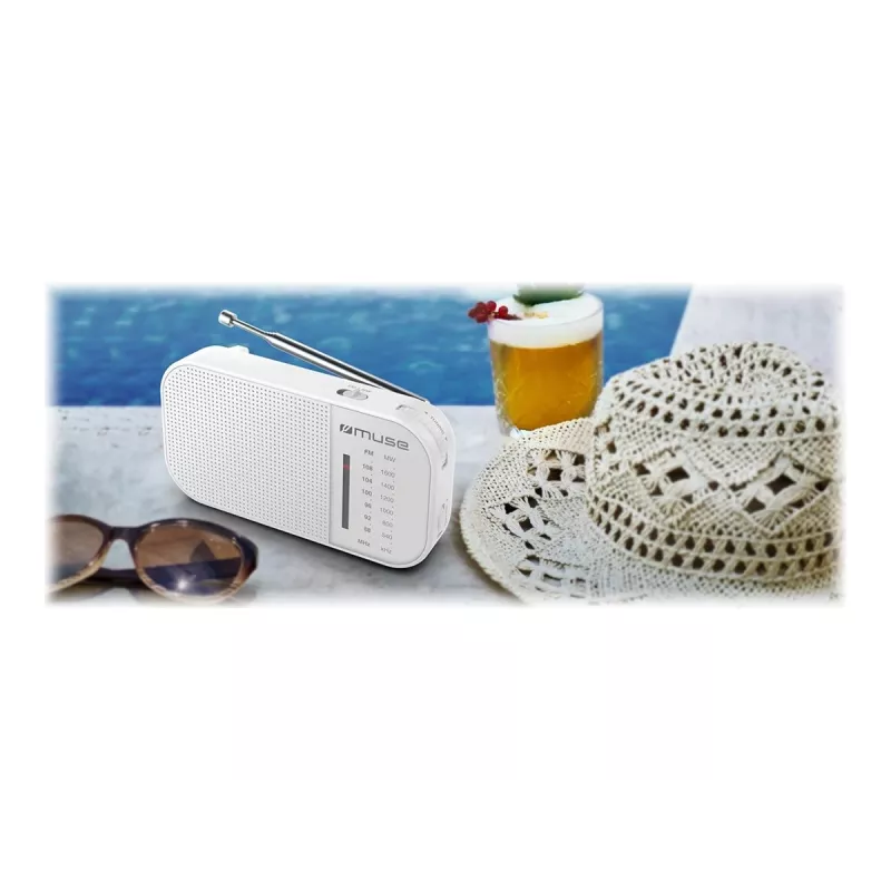Draagbare radio Muse M-025 RW — analoge FM/MW, wit, op batterijen, externe antenne