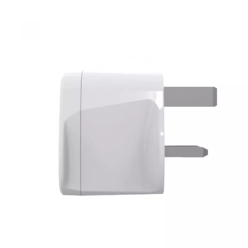 Netadapter GEMBIRD A-AC-UKMINTF – UK type G-stekker naar IEC-C13-ingang, 15 A