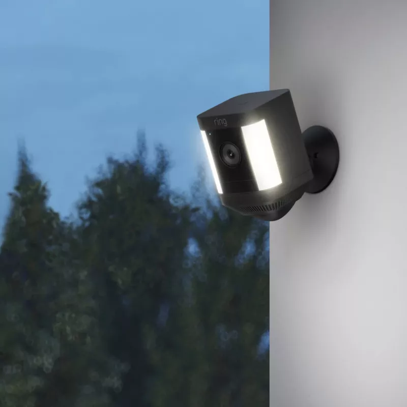Ring Spotlight Cam Plus Battery - IP-beveiligingscamera - buiten - draadloos - plafond-/wandmontage - zwart - box