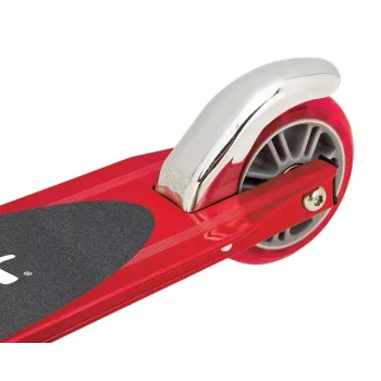 Step Razor S Kids — metalen frame, voor kinderen vanaf 5 jaar, zwart/rood, 2,43 kg, afmetingen 595×155×115 mm
