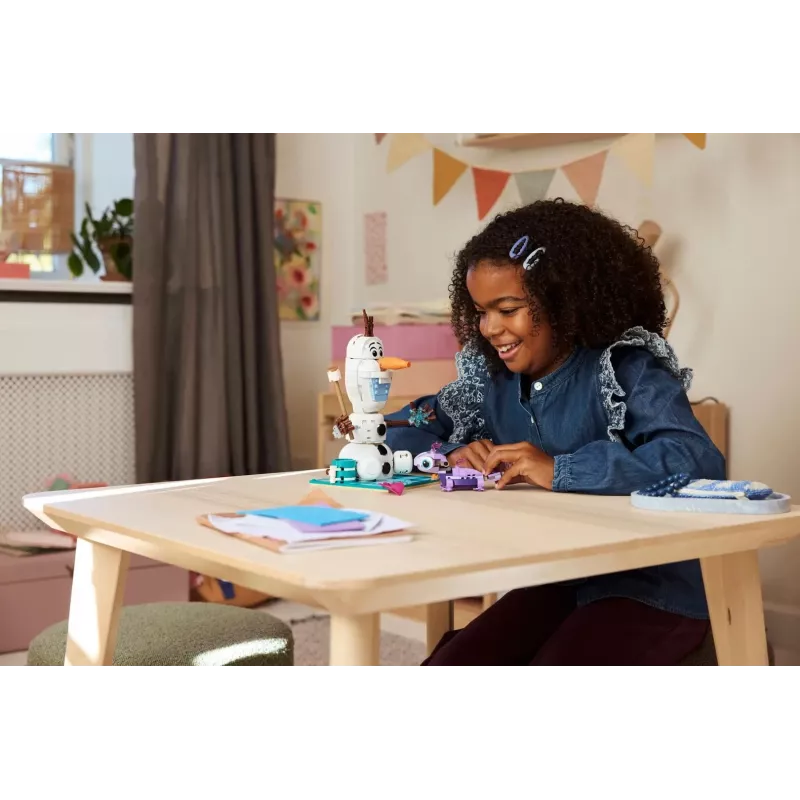 LEGO DISNEY 43287 Olaf en Bruni's picknickplezier