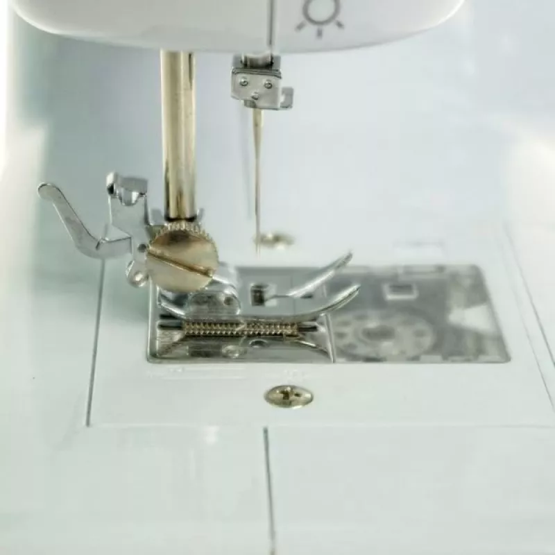 Lucznik Lena 2019 mechanische naaimachine