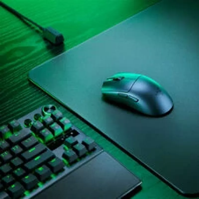 Gaming-muis en muismat bundel Razer Viper V3 Pro + Gigantus M, zwart