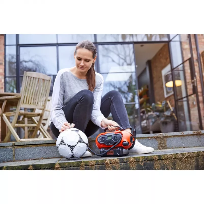 Black & Decker BDCINF18N-QS luchtcompressor 160 l/min AC/aansteker