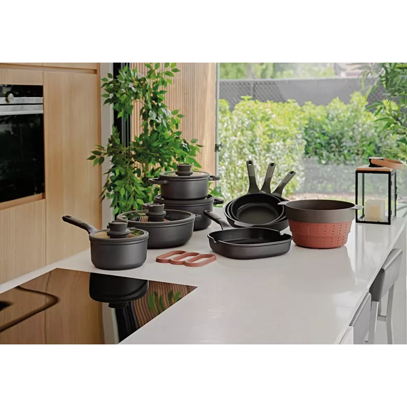 Kookpan STONE+ met deksel 24X14CM 5,6L