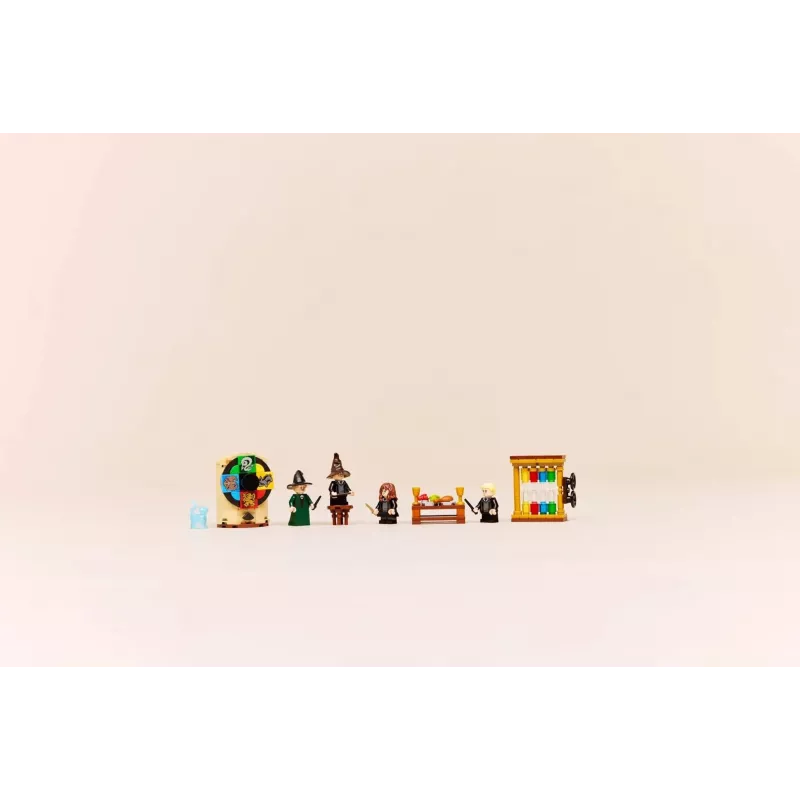 LEGO HARRY POTTER 76460 Zweinstein - Sorteerhoedceremonie