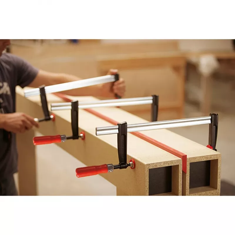 F-lijmklem Bessey TPN20B6BE – 20 cm spanwijdte, aluminium lichaam, zwarte en rode onderdelen