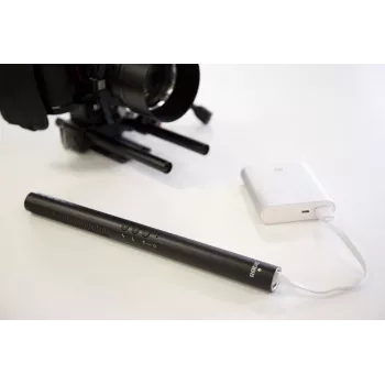 Digitale richtmicrofoon voor camera's RØDE NTG-4+ — superniere, 20–20000 Hz, -32 dB, 200 Ω, mini-XLR, batterijgevoed, 22×278 mm, 176 g, zwart