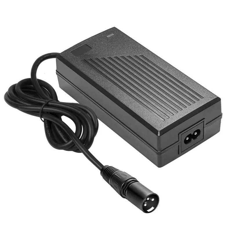 Akyga AK-EV-01 e-bike accuoplader voor 24V-accu's, 29,4 V / 2 A, 60 W, XLR-stekker