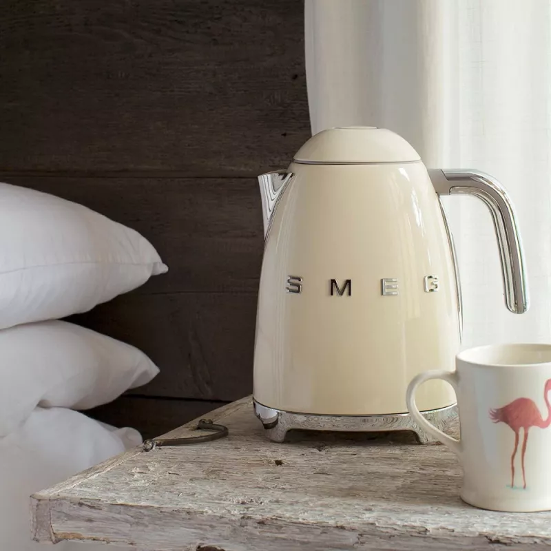 Waterkoker Smeg 1.7L 2400W crème