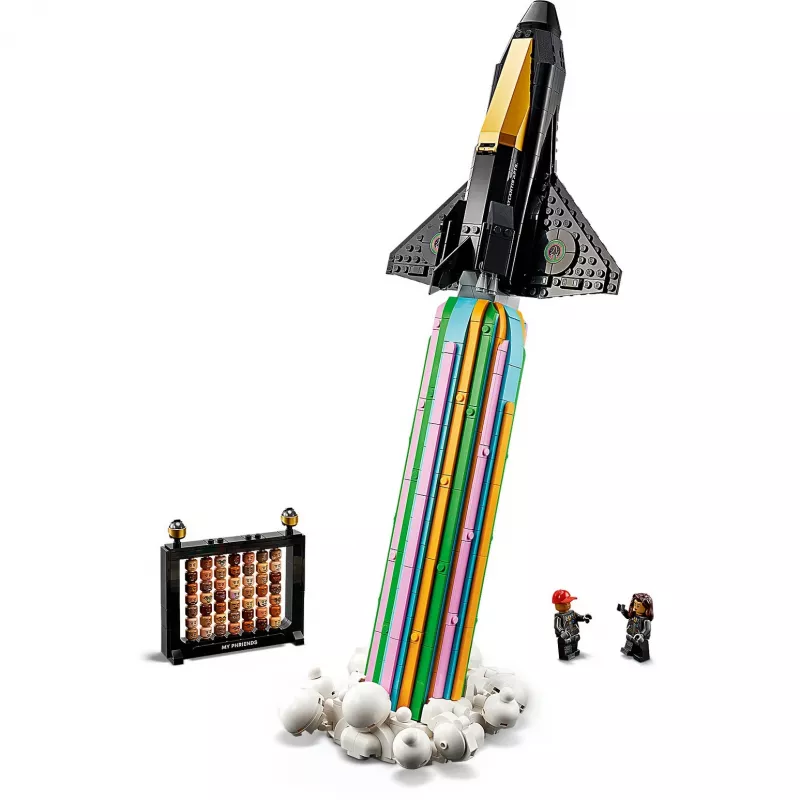 LEGO Icons 10391 Over the Moon met Pharrell Williams