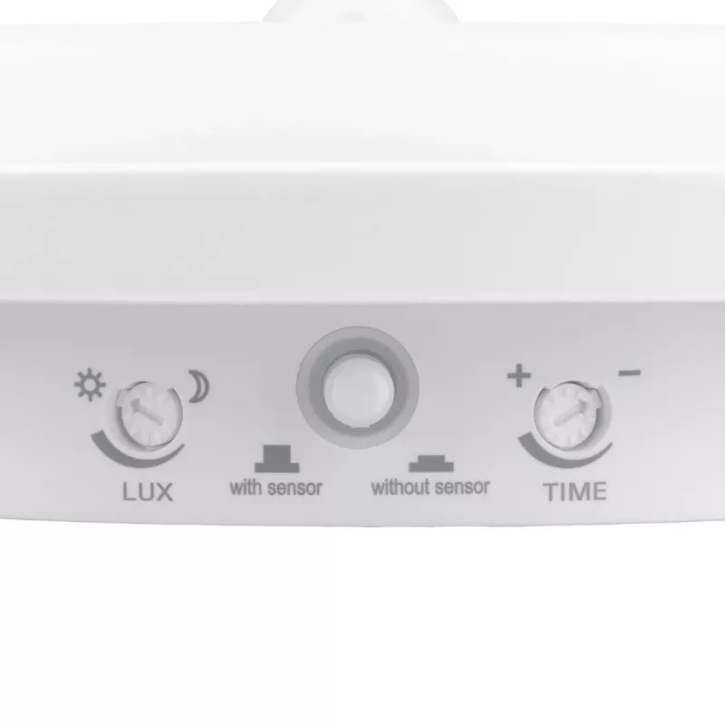 LED-lamp met PIR-sensor MACLEAN MCE525 W — LED-buitenlamp met bewegingssensor
