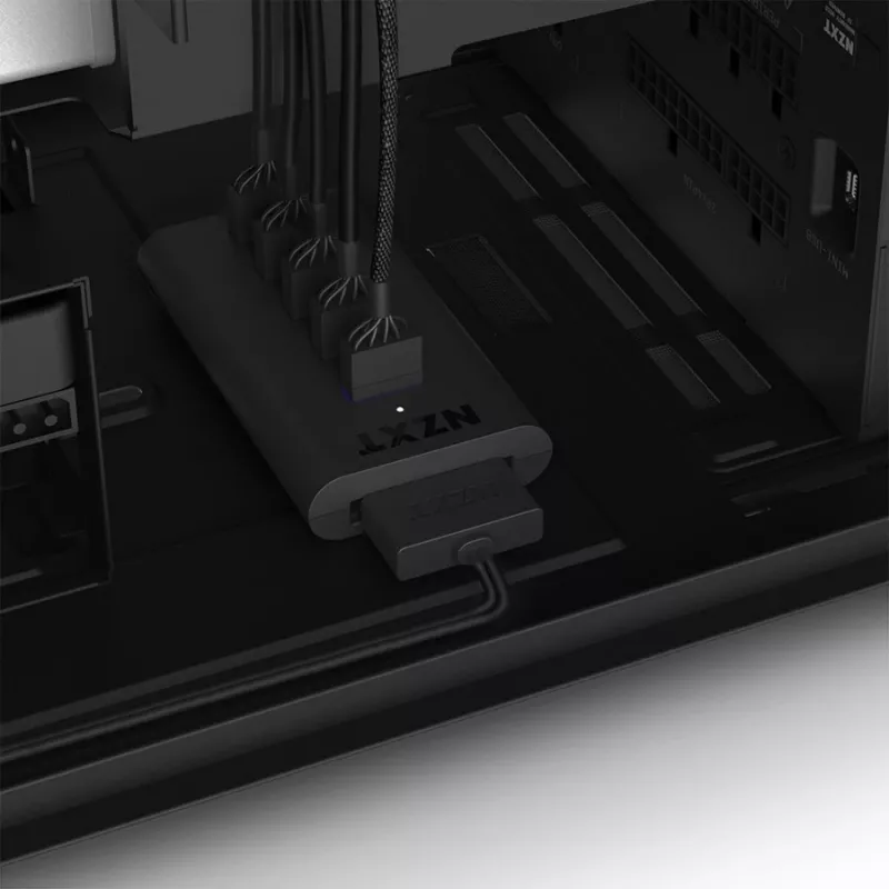 NZXT interne USB 2.0-uitbreidingshub Gen 3 - zwart
