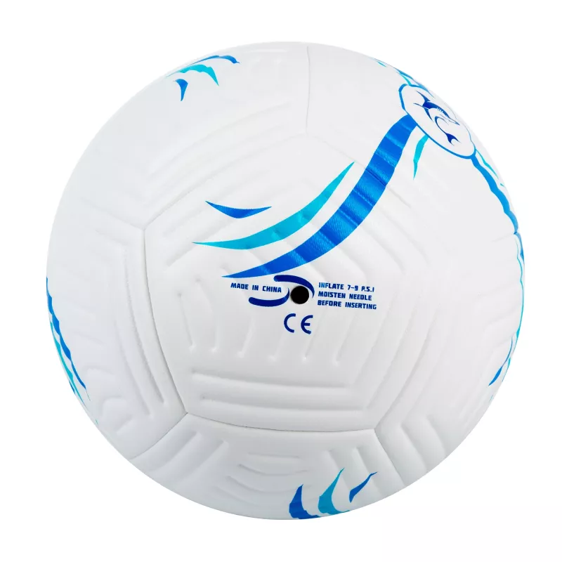 Voetbal White Shark MB-001 Striker — 12-panel slijtvast design