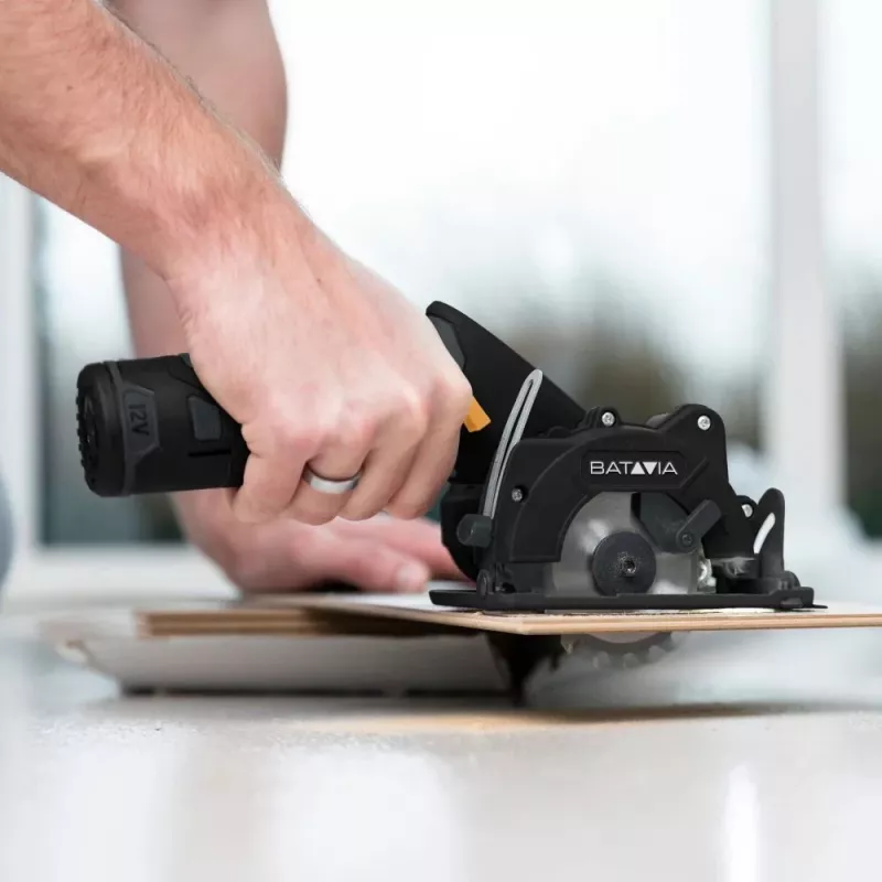 Batavia B.V. | 12V accu-handcirkelzaag 85 mm - Fixxpack 2.0 set (incl. 2,0 Ah accu & USB-C-laadkabel)