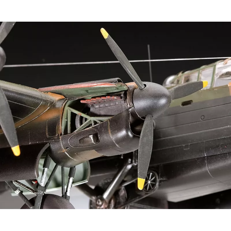 Revell Lancaster B. III Dambusters (04295) 1:72 schaal vliegtuig plastic modelbouwset