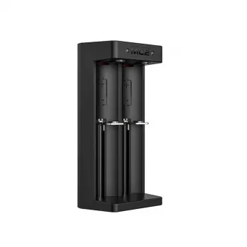 XTAR dual-slot Li-Ion-acculader voor 18650 cellen, USB-C-ingang, 2 vakken, zwart, LED-indicatoren
