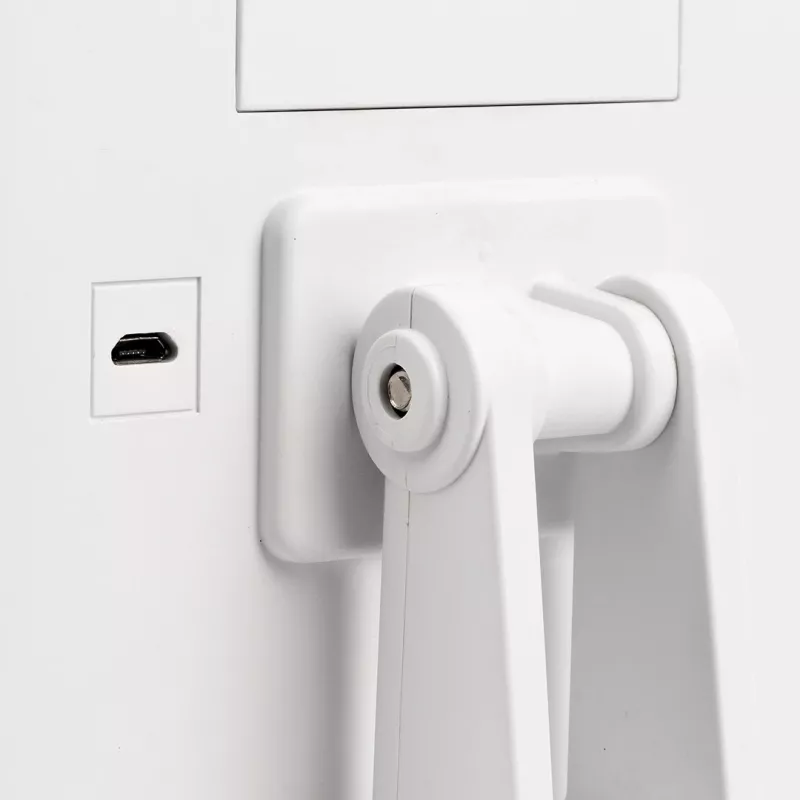 Vrijstaande cosmeticaspiegel Girmi BE04 – rechthoekig met 1x vergroting, witte LED, USB/4×AA, 180°-draaibaar