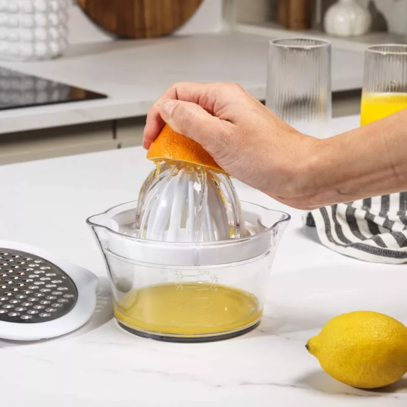 Citruspers Salter BW12004WEU7 4-in-1 compact ontwerp, eenvoudig te bedienen