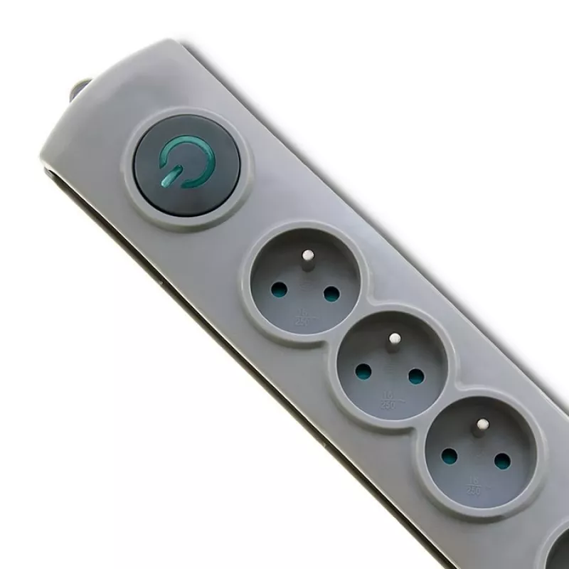 Overspanningsbeveiliging Qoltec 50164