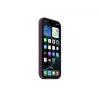 Apple iPhone 16 Pro siliconen case met MagSafe - pruim