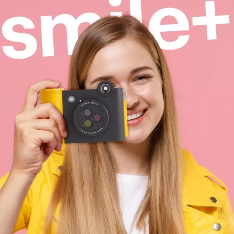 Sofortbildkamera Kodak SMILE+ 2x3 zwart — draagbare instantcamera met 2×3-afdrukken